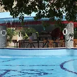 Destina 3*