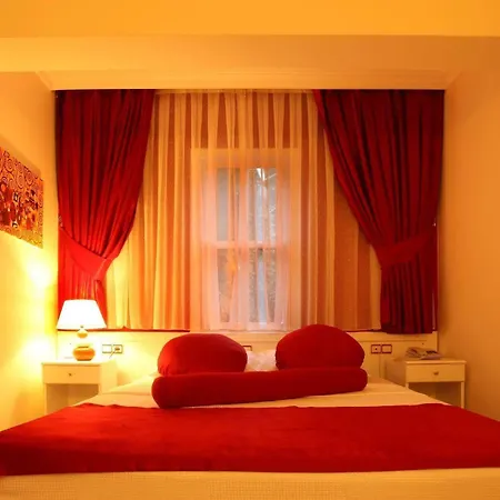 Destina Otel 3*